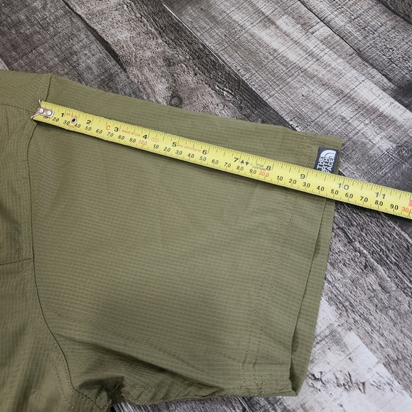 The North Face Short Sleeve Button Down Shirt Olive Green Men's Large - Picture 12 of 14